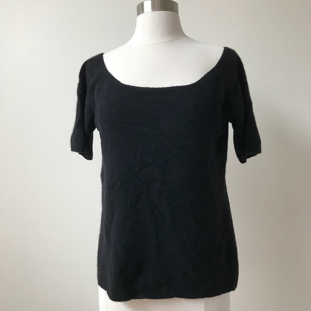 Matilde Black Short Sleeve Scoop Neck Knit Top